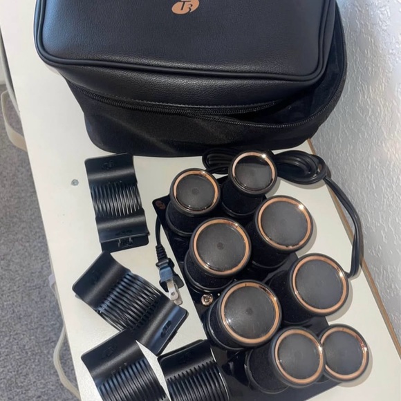 T3 Black and Gold Hair Rollers Set - Picture 1 of 3